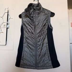 Columbia Omniheat Women's Gray and Black Vest